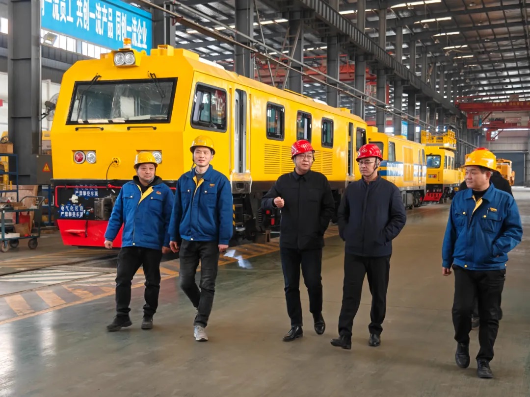 市紀委常委、市委巡察辦安雪盡主任蒞臨時瑞達重工開展走訪慰問活動